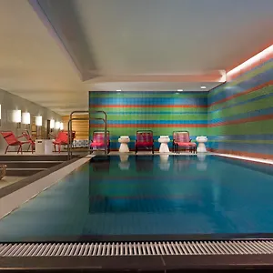 **** Hotel apartamentowy Adina Mitte Niemcy